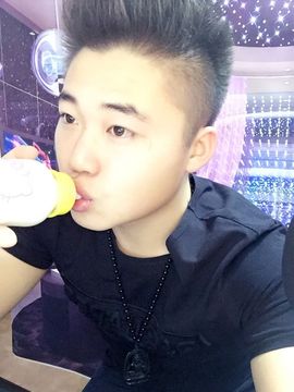 Mc-尹先生💥感恩主播照片