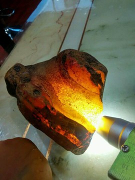 黄蜡石-黄龙玉-逍遥主播照片