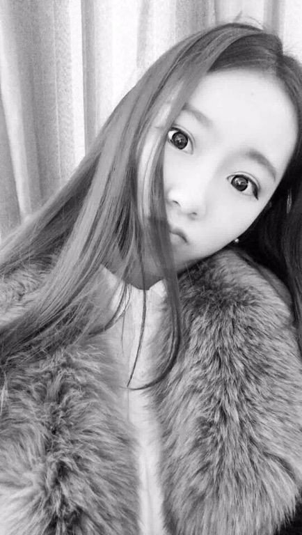 含蓝，上课补下时效的主播照片