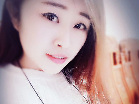 丿小妖姐姐丿海报