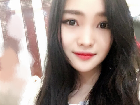 还是叫美少女好啊海报