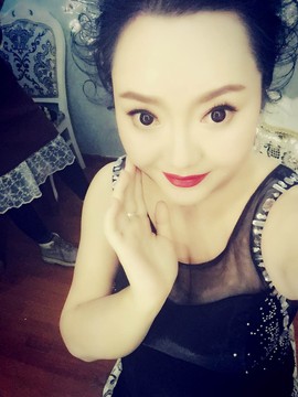 ♋吃土中的潘潘♋主播照片