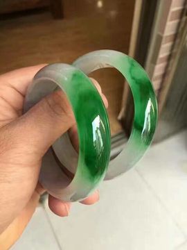 翡翠蜜蜡利利主播照片