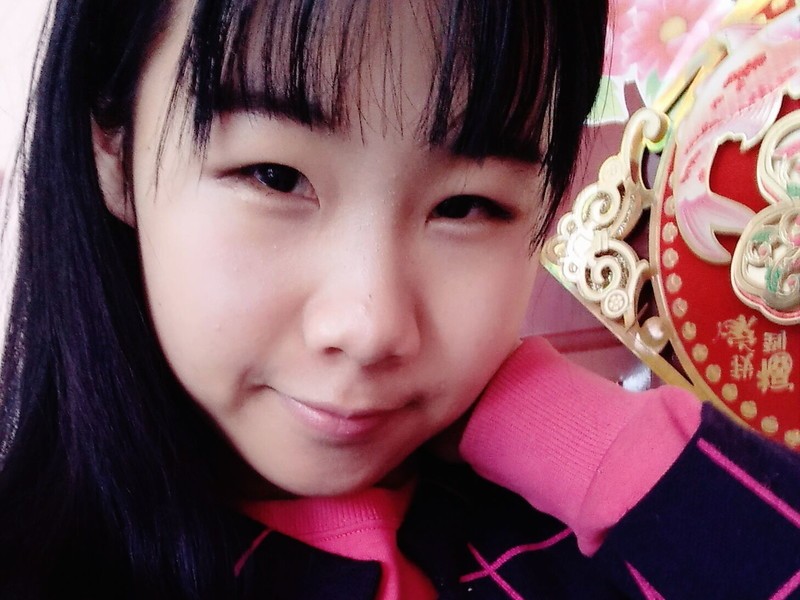 一笑而过😒😒😒的主播海报