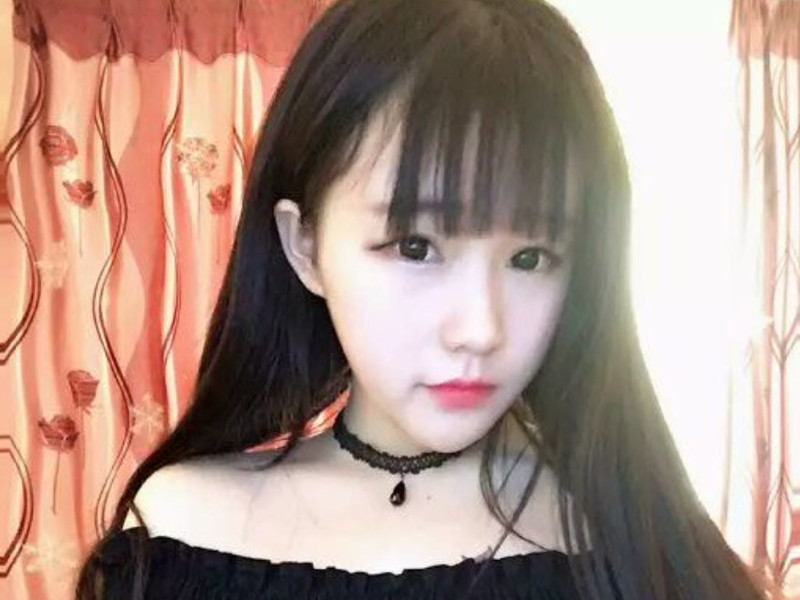 可乐牙的主播海报