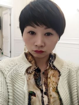 灵魂在飘浮主播照片
