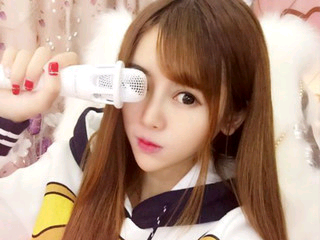 紫龍辰星的主播照片