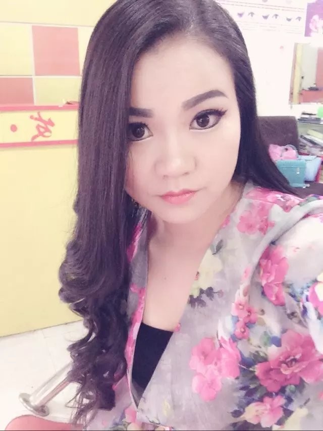 萍儿う傷痕累累的主播照片