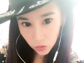 七竅玲瓏心g的主播照片