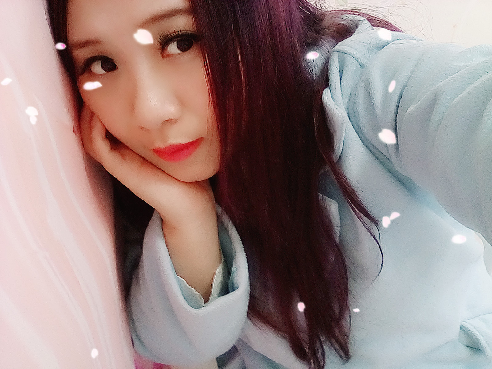 柔爱求守护求关注的主播照片