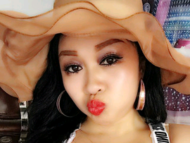 ！！小嘴乱吻！！主播照片