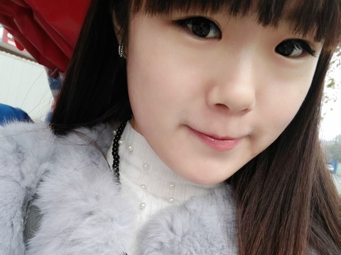 山东小糯米海报