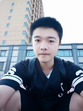 上官明远主播照片