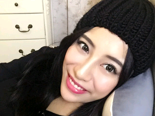 大牙，完美的主播照片