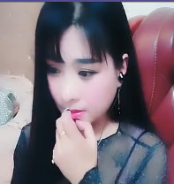 寻水肉肉主播照片