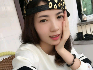 两句话就是社会的主播照片