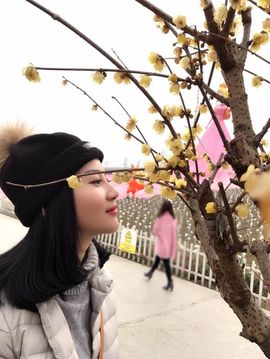 不知道呀……主播照片