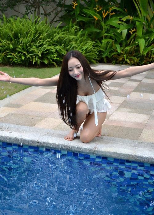 风中的风铃的图片