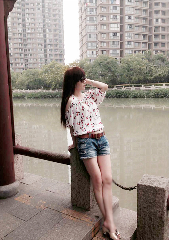 风中的风铃的图片