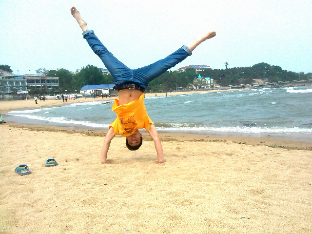 ♚︶特立独行的主播照片