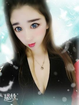 可爱的姑奶奶主播照片