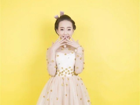 素素吖海报