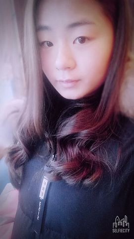 酷酷的小姐姐主播照片