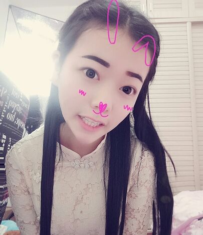 亦亦暂停直播主播照片