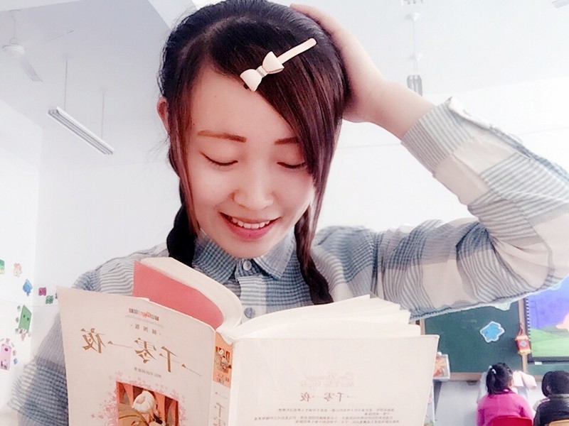 冰雪老师的主播海报