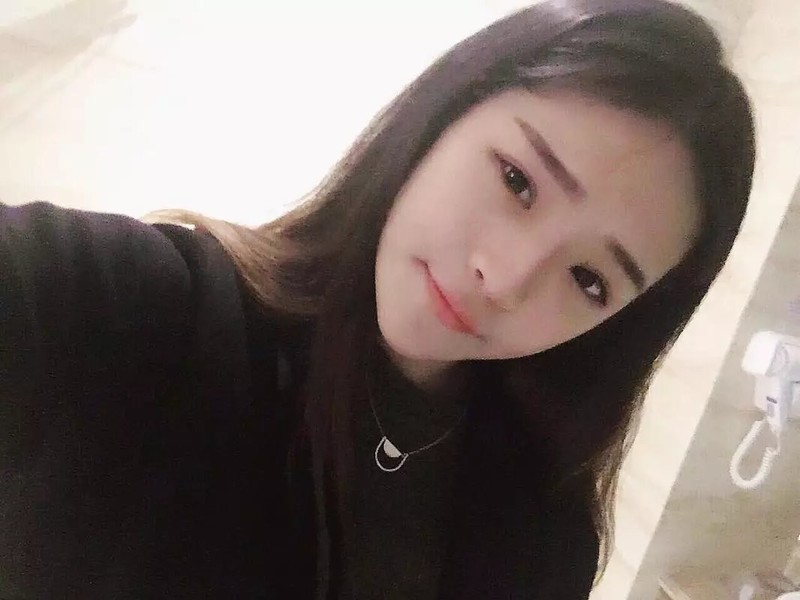 GIRLSGS的主播海报