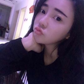 上善若水呦主播照片