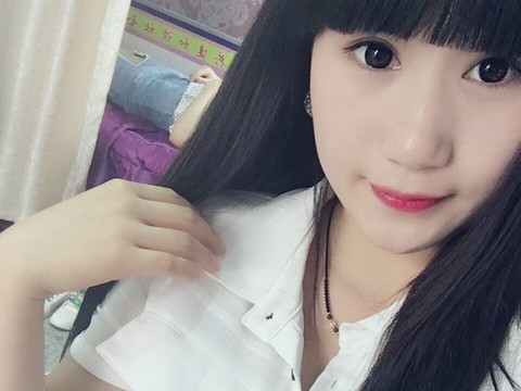🌾初遇你海报