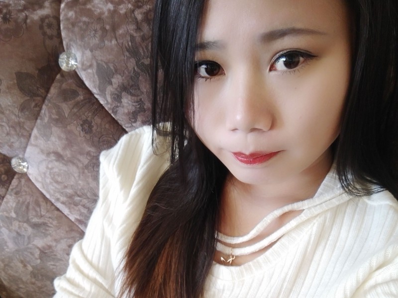 颜姐威武的主播海报