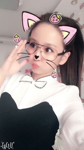 魅丽晴儿主播照片