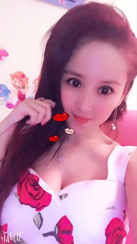 魅丽晴儿主播照片