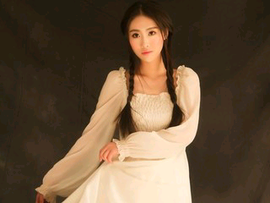 米。。。？？主播照片