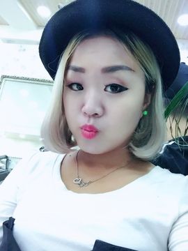 魅儿好想要守护主播照片