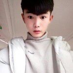 笨小孩家的尹钰~