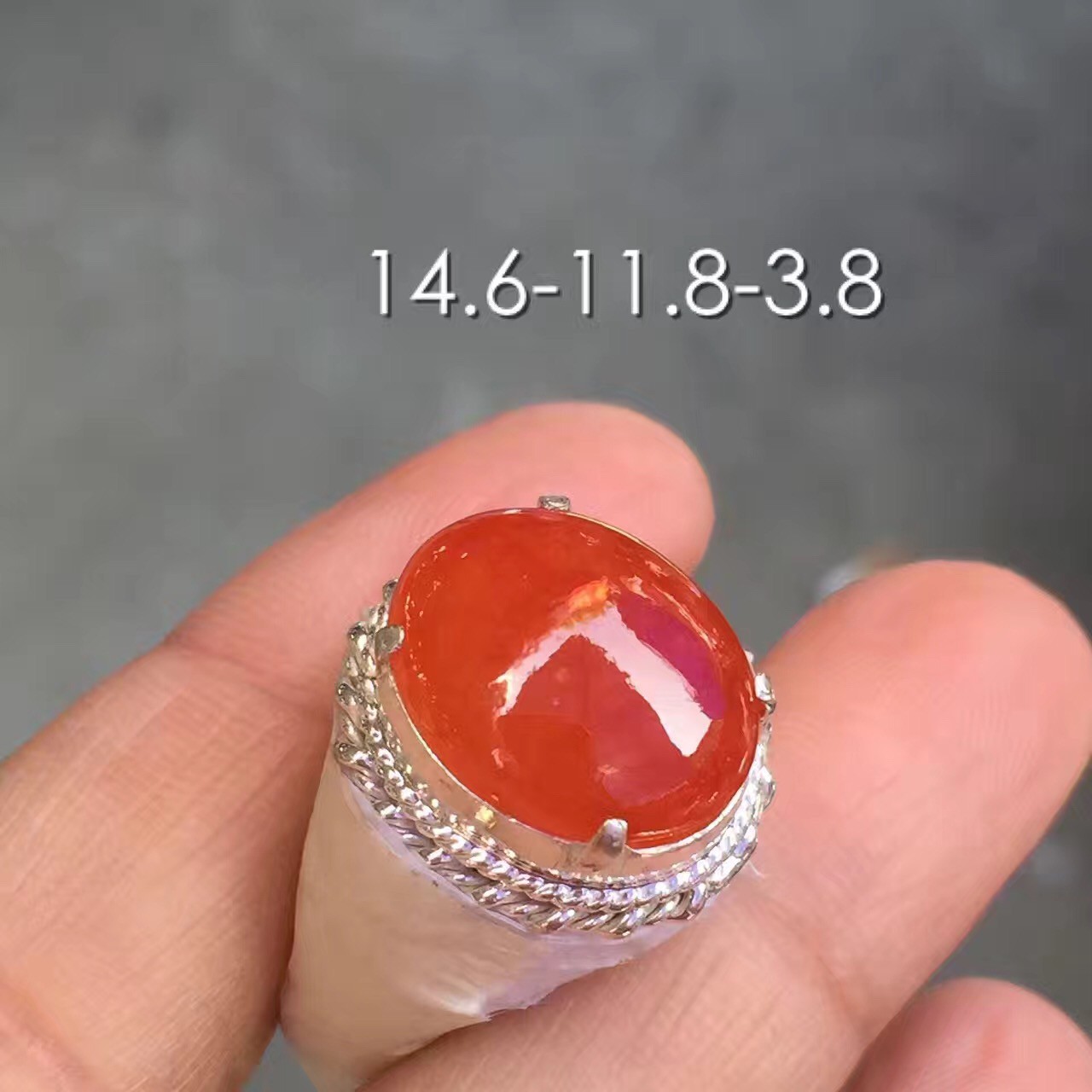 翡翠雅兰主播照片