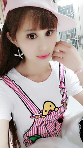 蓝色洋娃娃🎀鑫哥哥主播照片