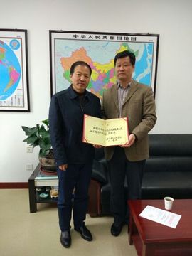 画家任清宇妙笔生花主播照片