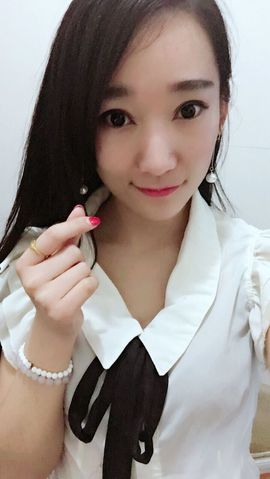萌萌咳嗽休息主播照片