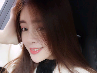 一言不合三金倒的主播照片