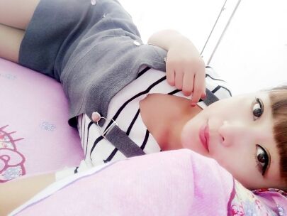 小蕊儿、可怜没人爱主播照片