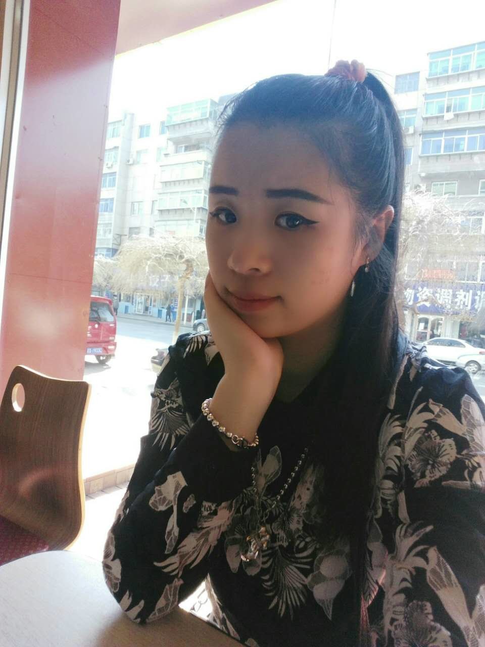 翩若惊鸿-的主播照片