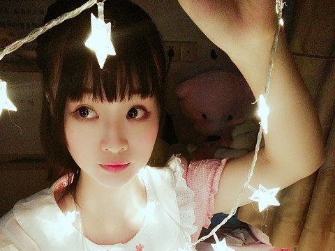 陀螺妹海报