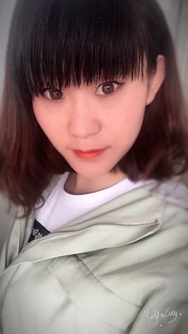 空放珠宝主播照片