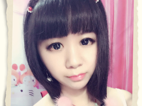 ℒℴvⅇ🐷豬尐寶海报