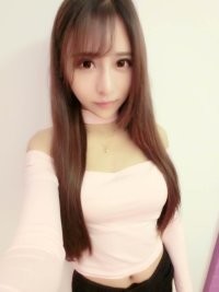 卓雅雅主播照片