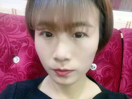 刘俊美主播照片